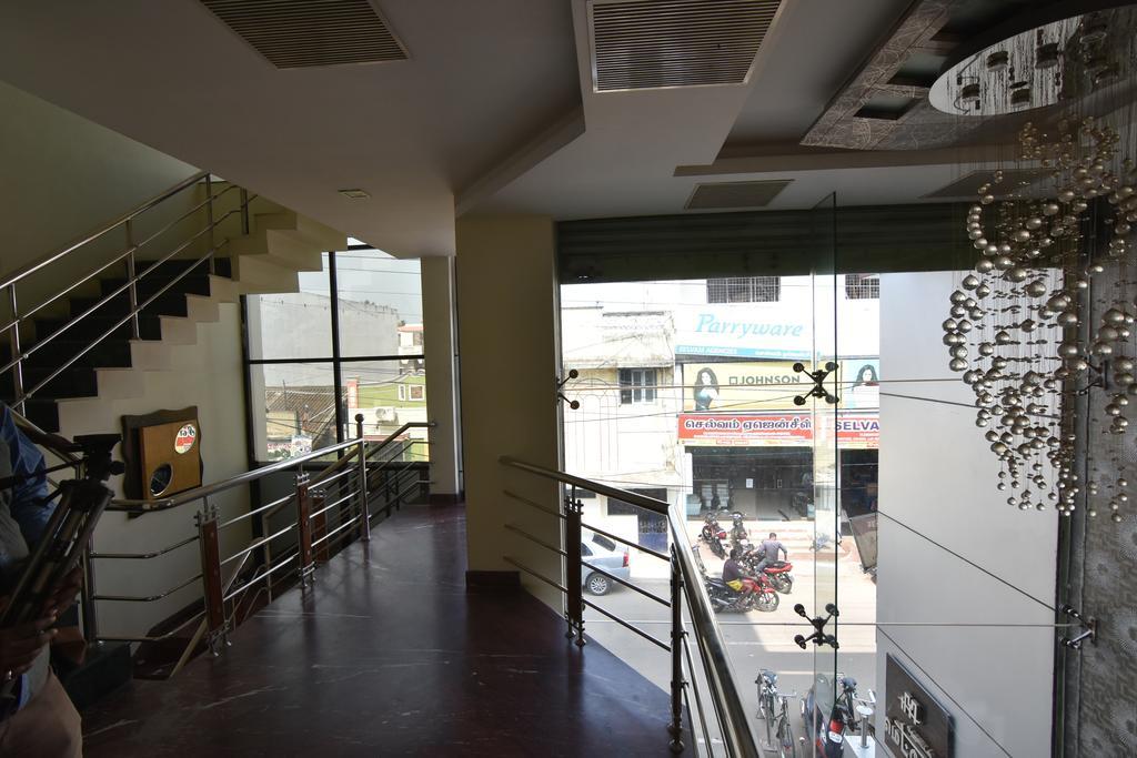 Hotel Metro Kumbakonam Zewnętrze zdjęcie